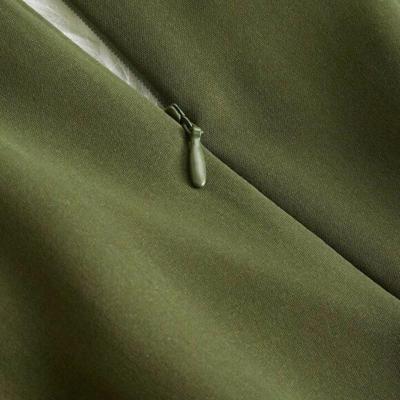 Plus Pleated Hem Belted Jumpsuit – Elegance Redefined - Picture 4 of 4